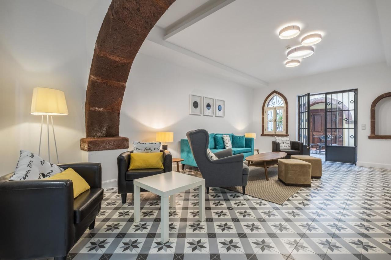 Studios Funchal By Homing Buitenkant foto