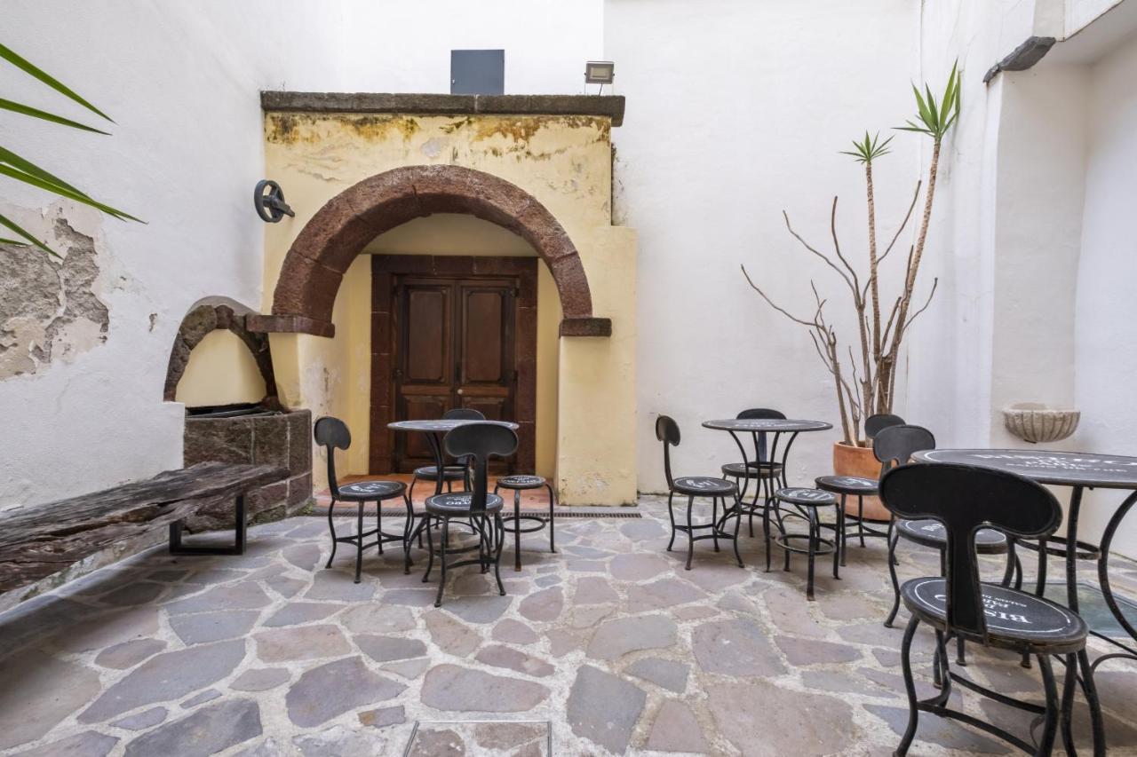 Studios Funchal By Homing Buitenkant foto